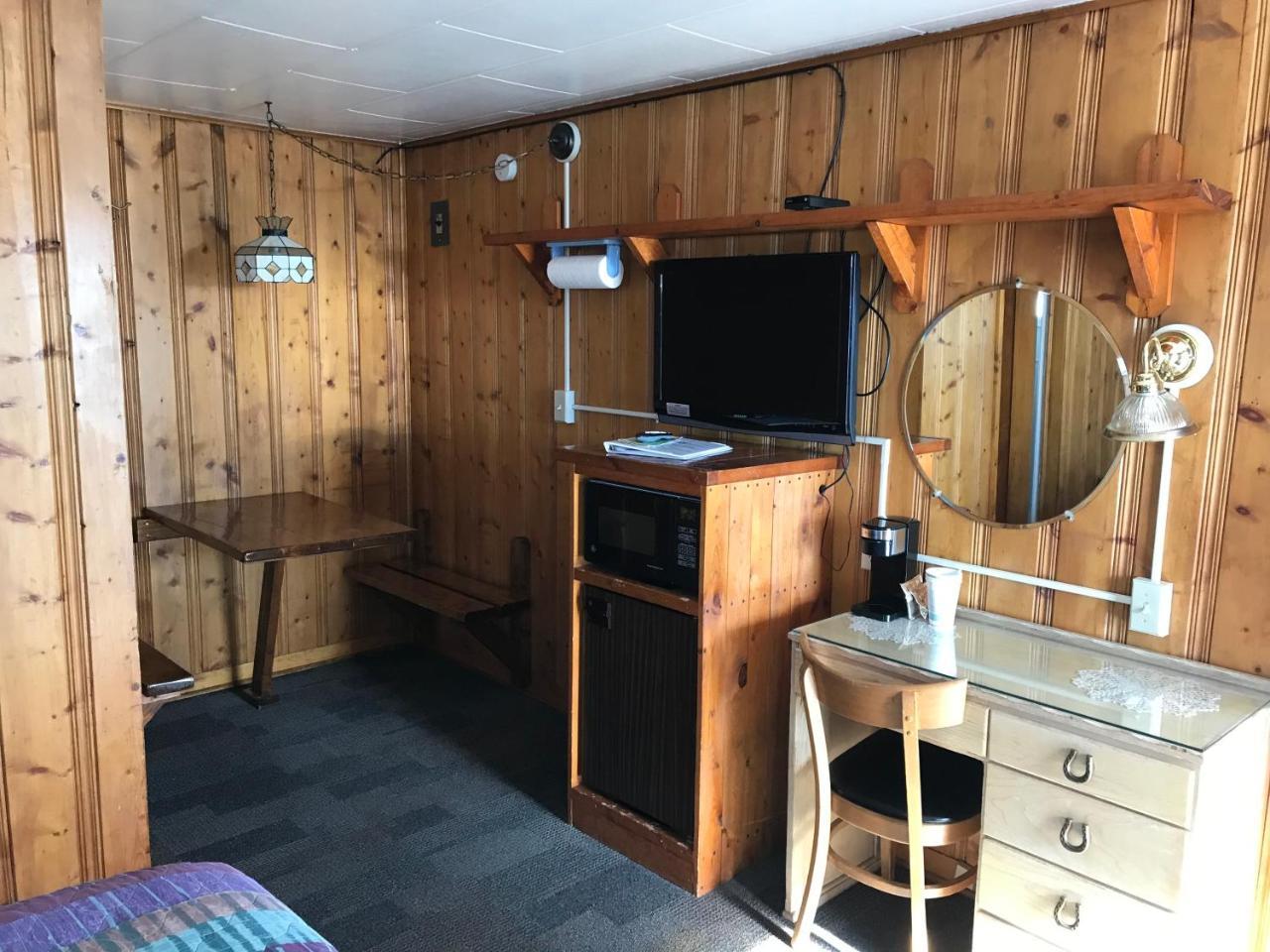 Trail Riders Motel Granby Bagian luar foto